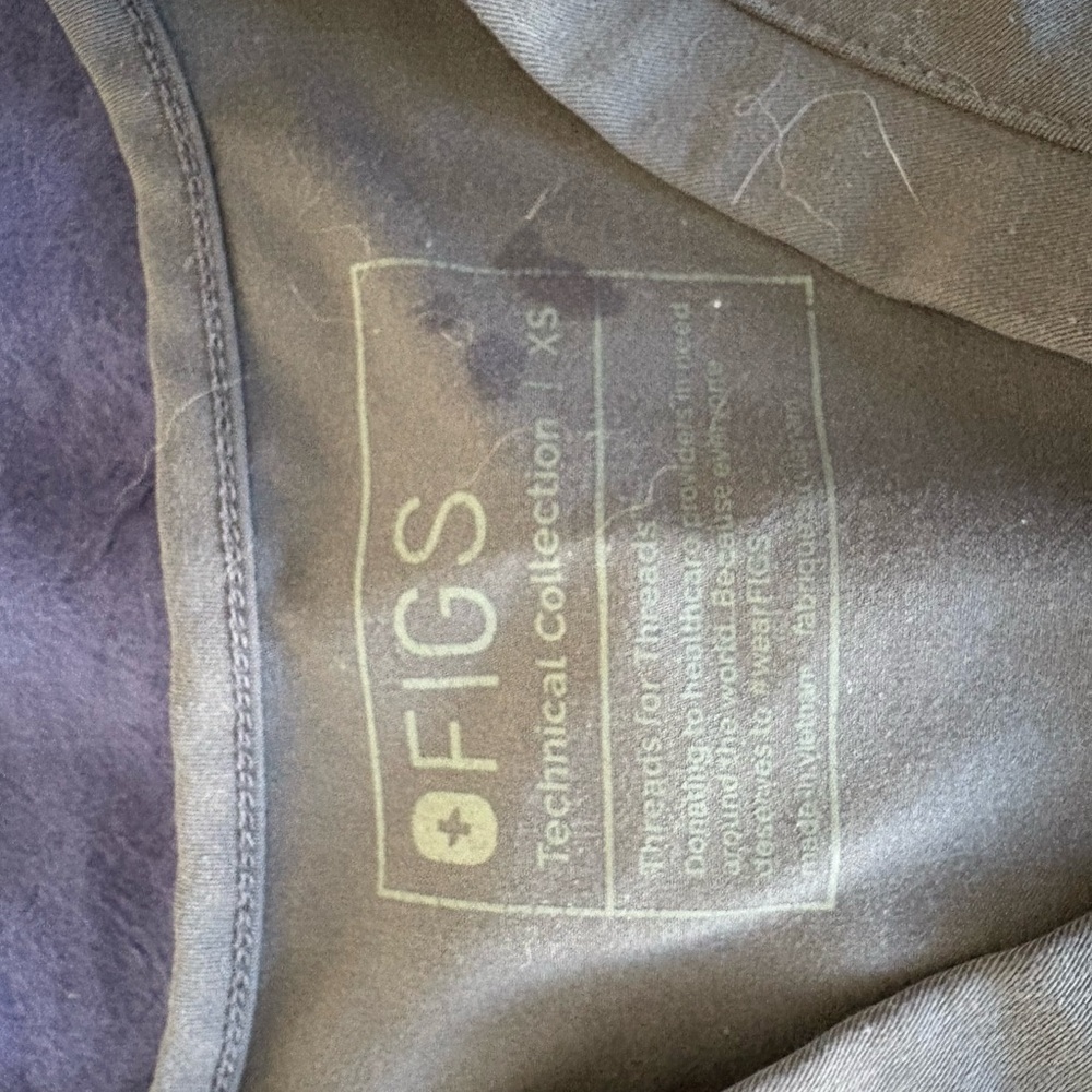 Figs Gray Scrub Top - Picture 2 of 7